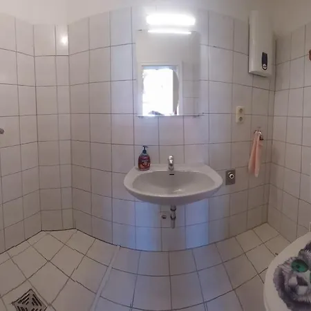 Appartamento Wo Fledermaus Fliegt, Zweite